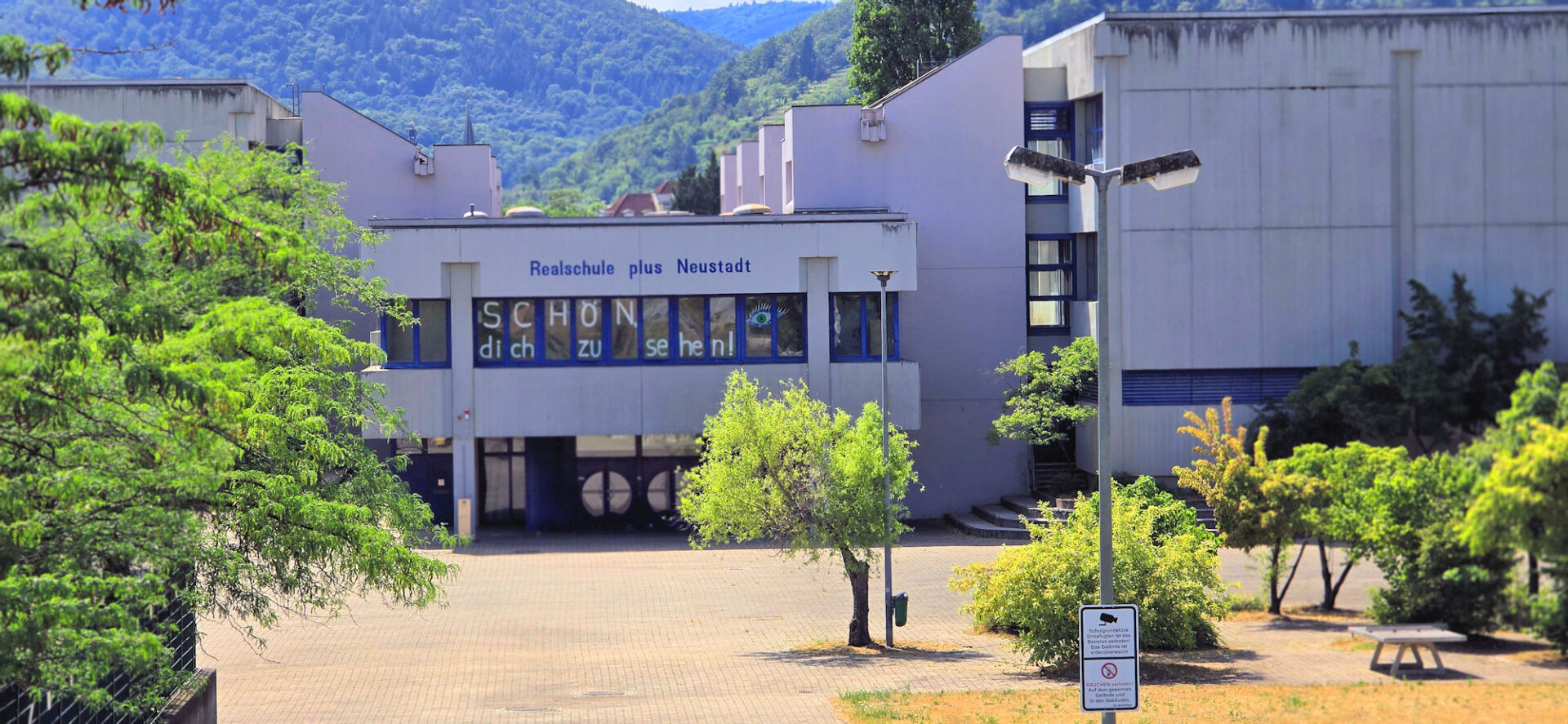 AFD Anfrage zu Gewalt an Schulen - Herkunft der Täter bleibt im Dunkeln
